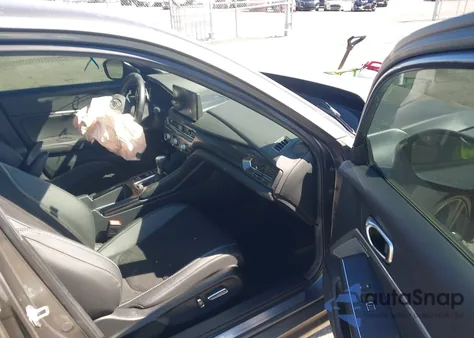 2024 Acura Integra A-Spec Technology z USA, uszkodzony, nr VIN 19UDE4H60RA011236